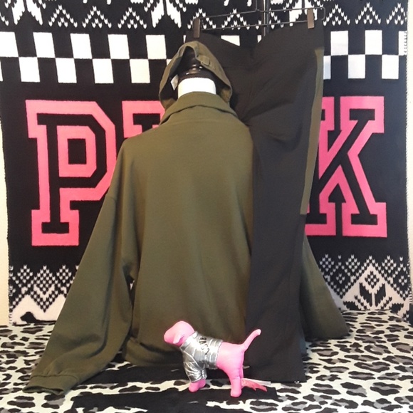 SOLD!!! NWOT Pink vs Olive Green Cowl Neck Set - Picture 2 of 3